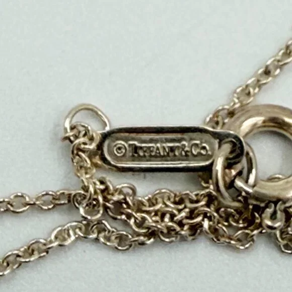 Authentic Tiffany & Co Solid Full Heart Pendant Necklace - Picture 6 of 8